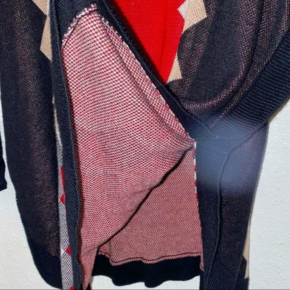 NWT HANNAH Black Red Oversized Argyle Poncho Sweater Size S - Picture 5 of 7